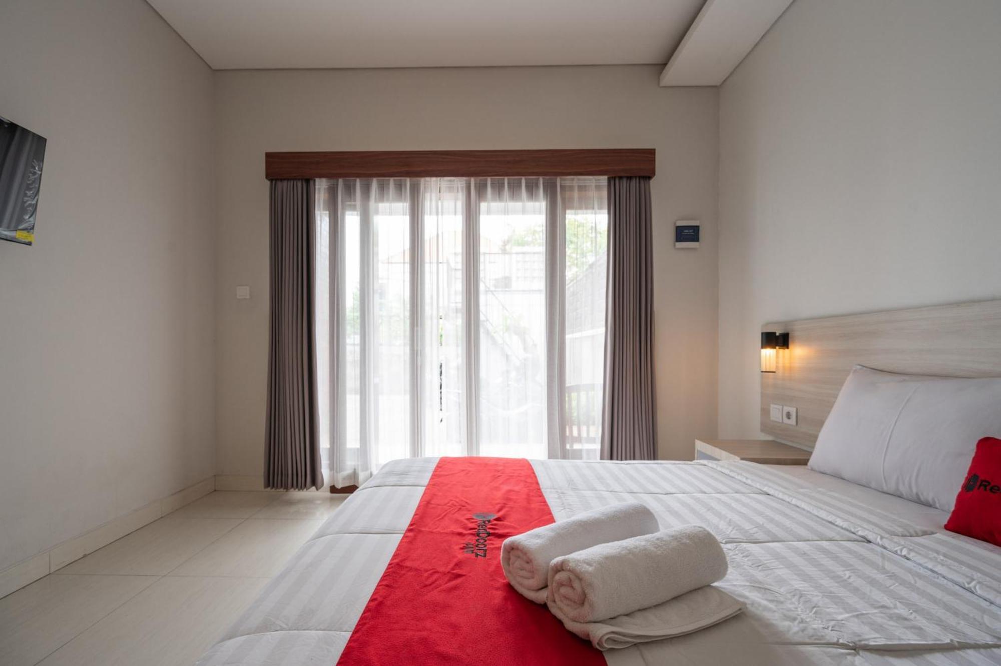 Reddoorz Plus At Yasa'S Living Denpasar Sanur Εξωτερικό φωτογραφία