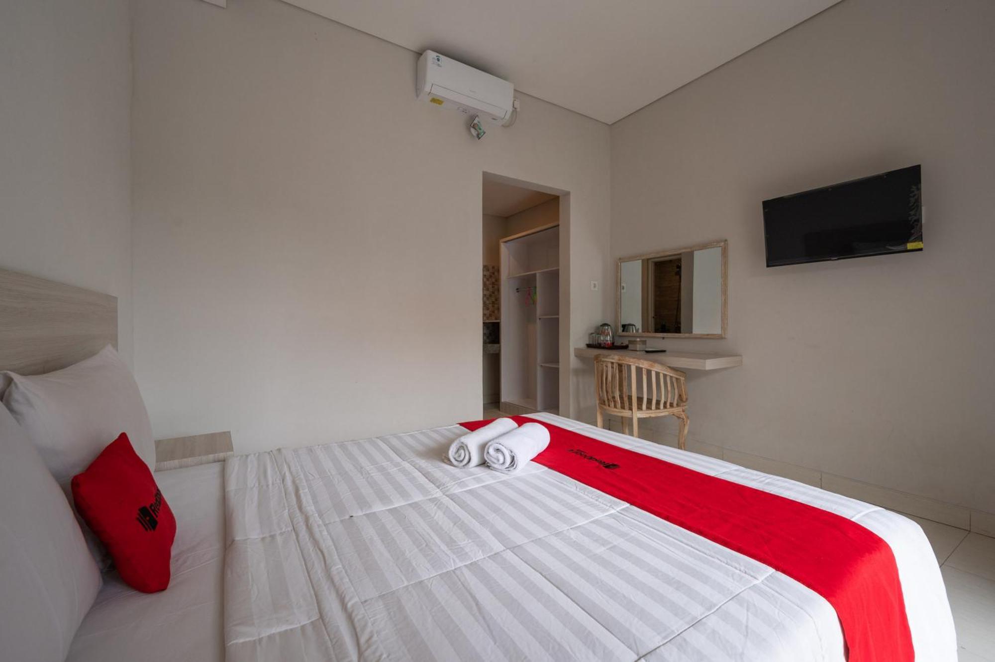 Reddoorz Plus At Yasa'S Living Denpasar Sanur Εξωτερικό φωτογραφία