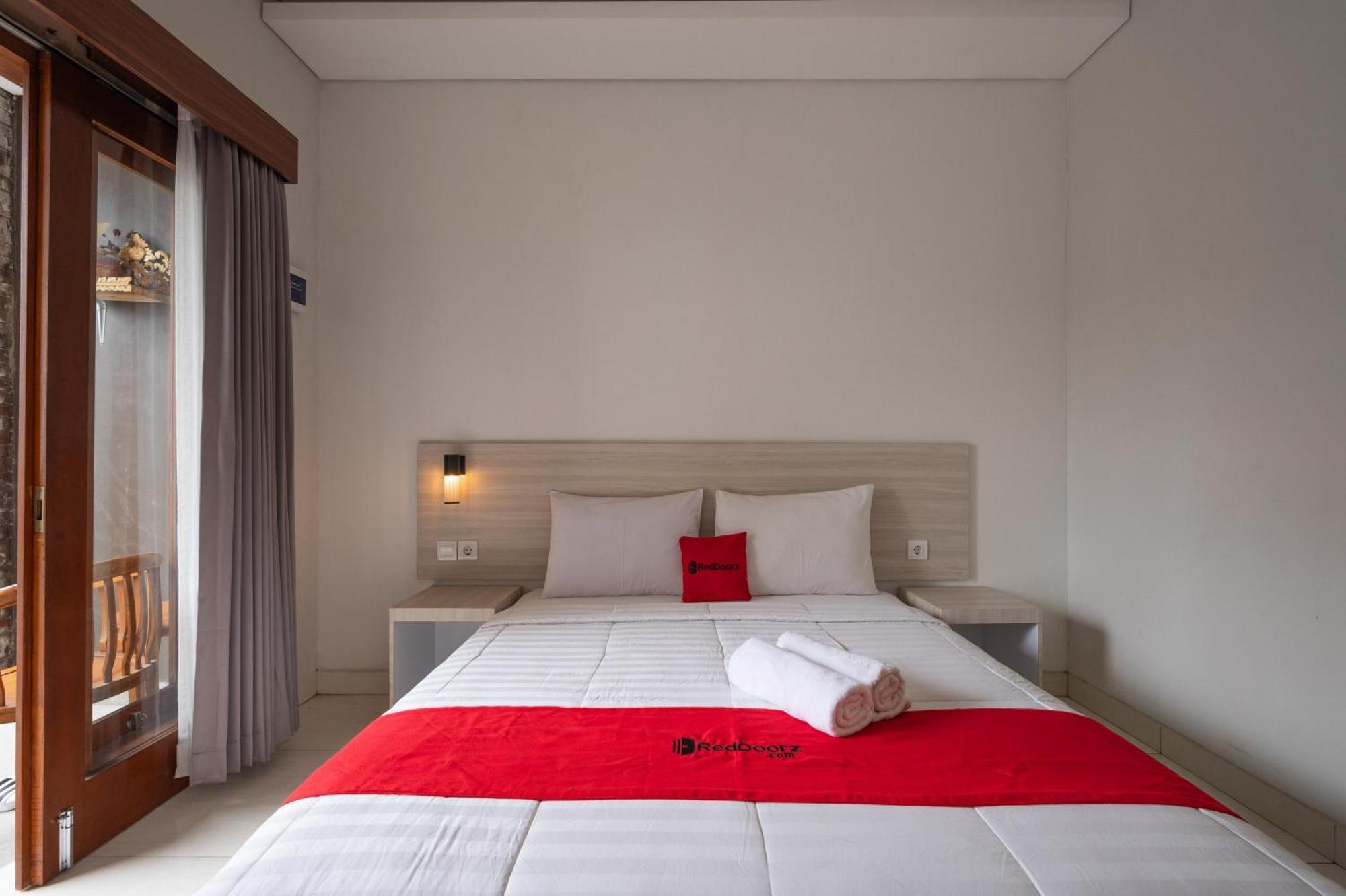 Reddoorz Plus At Yasa'S Living Denpasar Sanur Εξωτερικό φωτογραφία